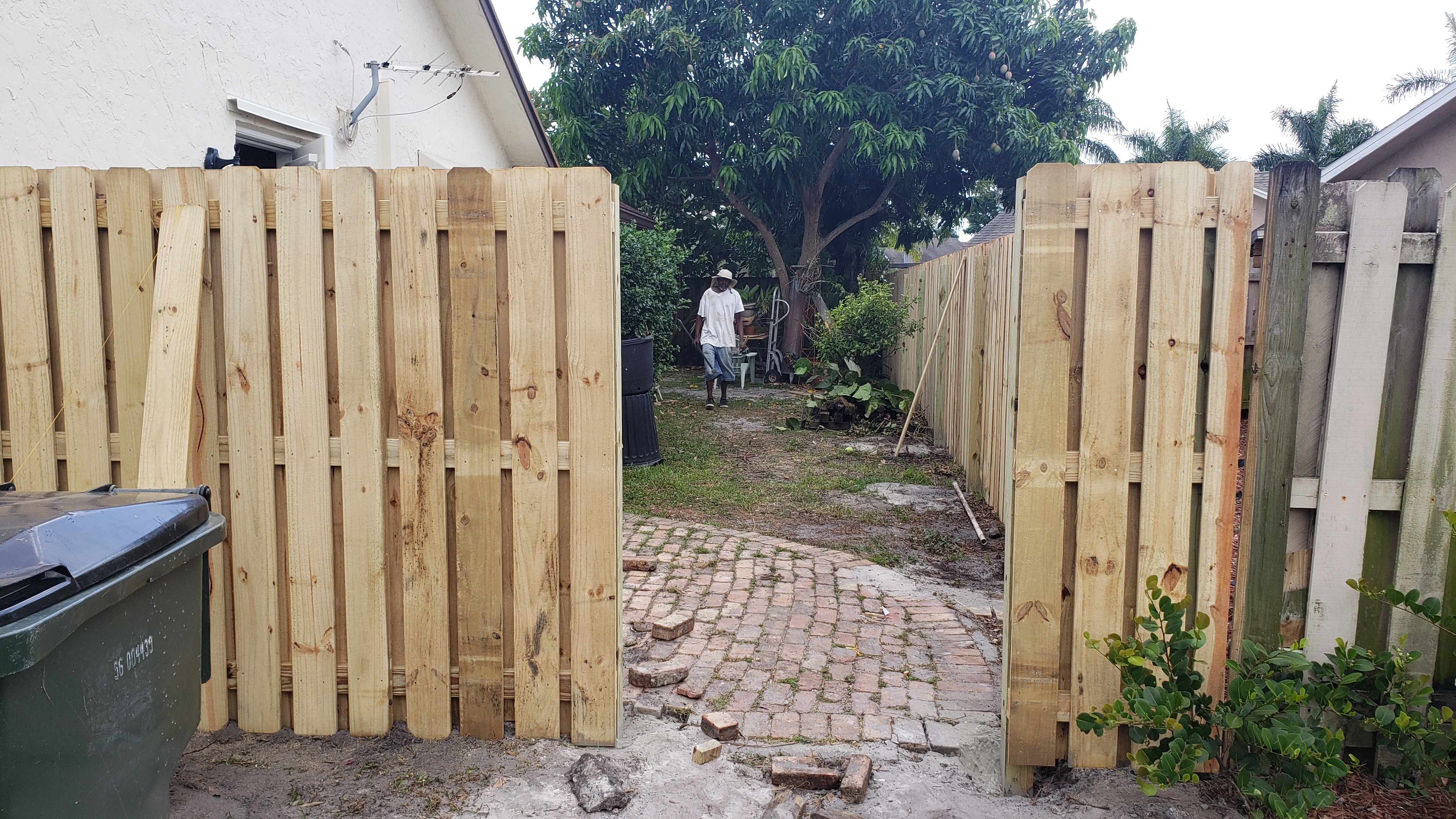 Wood Fence Installation in New Orleans, LA